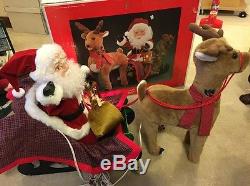 1993 Santa's Best Animated Collection Santa Sleigh & Reindeer Christmas