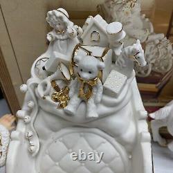2000 Collectors Edition Grandeur Noel Porcelain Santa, Sleigh Set Reindeer