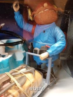 2002 Rudolph Reindeer YUKON'S SLED & DOG TEAM Playing Mantis Memory Lane NEW