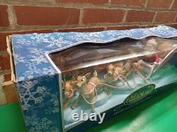 2004 RUDOLPH The Red Nosed Reindeer SANTA's SLEIGH & Reindeer Team In Box