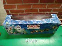2004 RUDOLPH The Red Nosed Reindeer SANTA's SLEIGH & Reindeer Team In Box