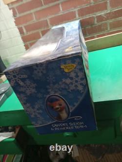 2004 RUDOLPH The Red Nosed Reindeer SANTA's SLEIGH & Reindeer Team In Box