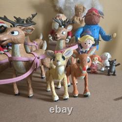 2004 Rudolph The Red Nosed Reindeer SANTA's SLEIGH & Reindeer Team LOT