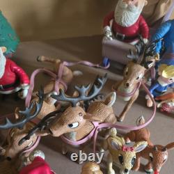 2004 Rudolph The Red Nosed Reindeer SANTA's SLEIGH & Reindeer Team LOT