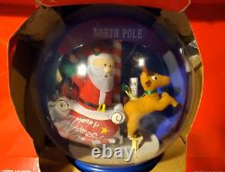 2005 Gemmy Santa Reindeer Sleigh Tabletop Waterless Snow Globe Lights Music 13