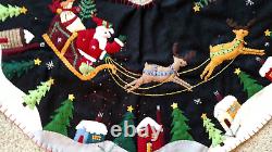 31 Hand made Wool SANTA Sleigh REINDEER Snow Village Scene CHRISTMAS TREE SKIRT