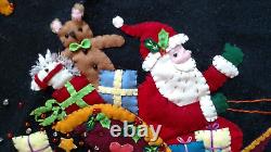 46 47 Hand made Wool SANTA SLEIGH REINDEER Scene CHRISTMAS TREE SKIRT