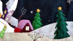 46 47 Hand made Wool SANTA SLEIGH REINDEER Scene CHRISTMAS TREE SKIRT