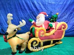 8' Gemmy Airblown Inflatable Animated Santa Claus in Sleigh with Reindeer