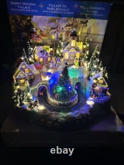 Animated Mountain Train Christmas Village Santa Sleigh Reindeer Musical 17 NEW