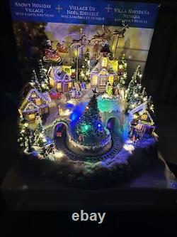 Animated Mountain Train Christmas Village Santa Sleigh Reindeer Musical 17 NEW