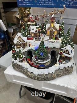 Animated Mountain Train Christmas Village Santa Sleigh Reindeer Musical 17 NEW