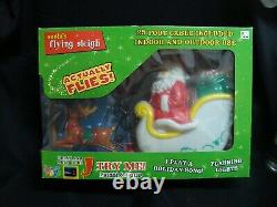 Blow Mold Santa's Flying Sleigh & Reindeer Tabletop Size Tekky Toys Mint NOS