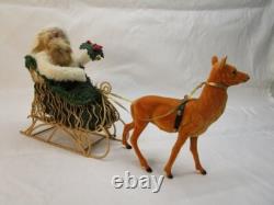 Byers Choice Carolers 2000 Santa with Gold Sleigh and Reindeer