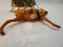 Byers Choice Carolers 2000 Santa with Gold Sleigh and Reindeer