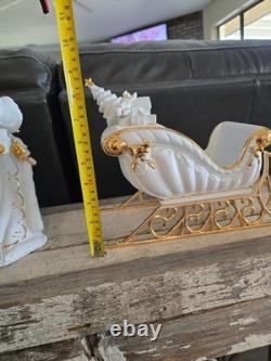 Centerpiece Traditions Porcelain Santa With Sleigh & Reindeer in Original Box