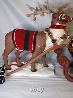 Christmas Animated Santa Sleigh & Reindeer Musical Holiday Creations 1993 WORKS