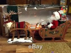 Christmas Holiday Creations Animated Reindeer & Santa Claus on Sleigh 1999