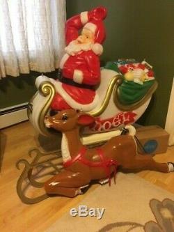 Christmas Santa Sleigh with Reindeer Blow Mold Xmas Yard Decor