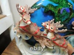 Department 56 Santa sleigh and reindeer with base
