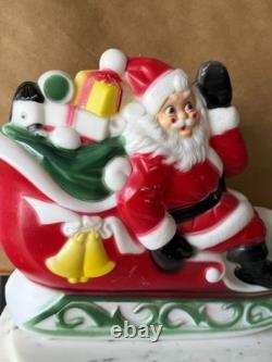 Empire Plastics Waving Santa Claus/Sleigh/Reindeers Table Top Blow Mold See Desc