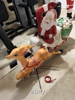 Empire santa and sleigh + 1 reindeer blowmold