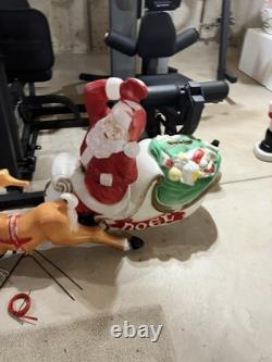 Empire santa and sleigh + 1 reindeer blowmold