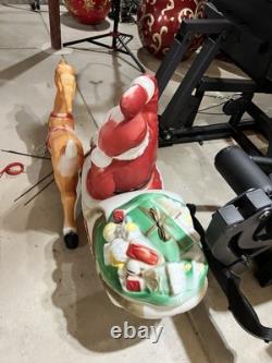 Empire santa and sleigh + 1 reindeer blowmold