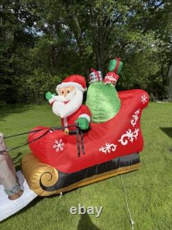 Gemmy Airblown Christmas Inflatable Deluxe Santa Sleigh And Reindeer