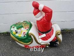 General Foam Blow Mold Santa Sleigh Sled