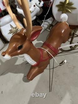General foam santa in sleigh +1 reindeer blowmold 72