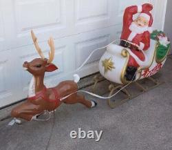 Giant Santa & Sleigh With 1 Reindeer Blowmold Generel Foam Products Vintage USA