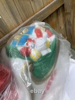 Giant santa & sleigh & 1 reindeer blowmold Generel foam In Box Christmas READ