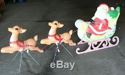 Grand Venture Reindeer For Santa Sleigh Lighted Christmas Blow Mold withstand