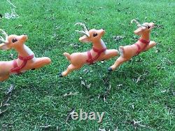 Grand Venture Santa sleigh and Three Reindeer Blow Molds (Tested and Working)