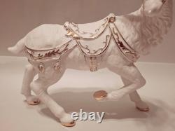 Grandeur Noel 2001 Collectors Edition Porcelain Santa and Sleigh Set withReindeer