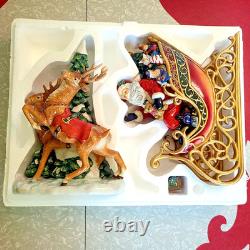Grandeur Noel 2003 Porcelain Santa Sleigh & Reindeer Collector's Edition with Box