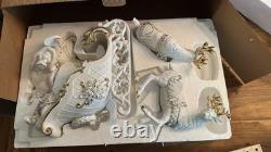 Grandeur Noel Porcelain 2000 Santa Sleigh Collector 4Pc Christmas Decoration Box