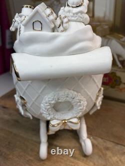 Grandeur Noel Porcelain Christmas Ensemble 2000 Edition Santa Reindeer Sleigh