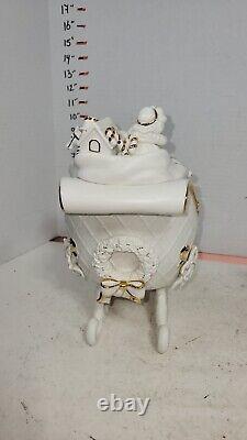Grandeur Noel Porcelain Christmas Ensemble Collector's Edition 2000 Santa Sleigh