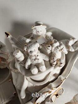 Grandeur Noel Porcelain Santa Sleigh with Reindeers Set 2001 Collectors Edition