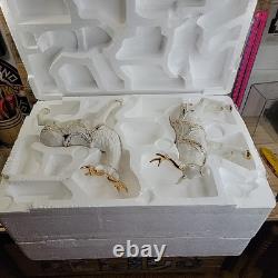Grandeur Noel Porcelain Santa and Sleigh Set Box Reindeer 2001 Collectors READ