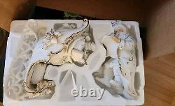 Grandeur Noel Porcelain Santa and Sleigh Set with Reindeer 2001 Collectors Edition