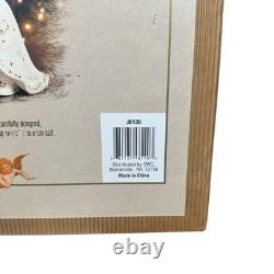 Grandeur Noel Porcelain Santa and Sleigh Set with Reindeer 2001 Collectors Edition