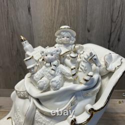 Grandeur Noel Porcelain Santa and Sleigh Set with Reindeer 2001 Collectors Edition