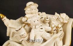 Grandeur Noel Porcelain Santa and Sleigh Set with Reindeer 2001 Collectors Edition