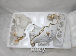 Grandeur Noel Porcelain Santa and Sleigh Set with Reindeer 2001 Pristine
