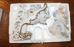 Grandeur Noel Santa & Sleigh Set Reindeer White Porcelain 2001 Collectors Ed/box