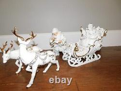 Grandeur Noel Santa & Sleigh Set Reindeer White Porcelain 2001 Collectors Ed/box