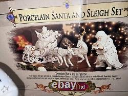 Grandeur Porcelain Santa and Sleigh Set with Reindeer 2001 Collectors Edition EUC